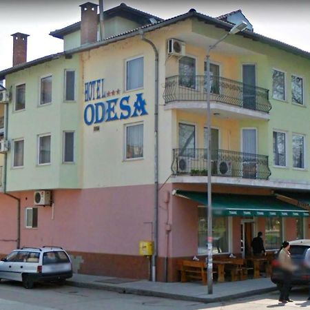 Family Hotel Odessa Sevlievo Exteriör bild